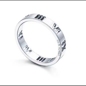 Tiffany and Co Atlas ring